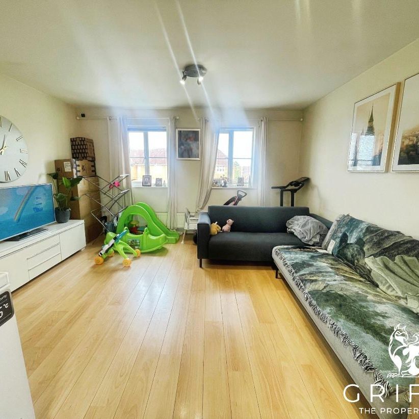 Lennox Close, Chafford Hundred, Grays, RM16 - Photo 1