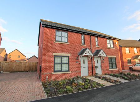 Haydn Griffiths Way, Armthorpe, Doncaster DN3 2GP - Photo 2