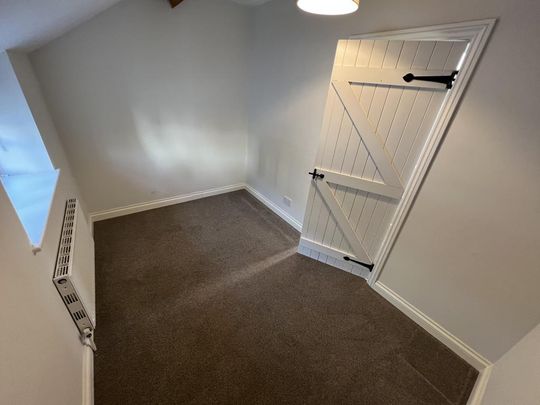 2 bedroom cottage to rent - Photo 1