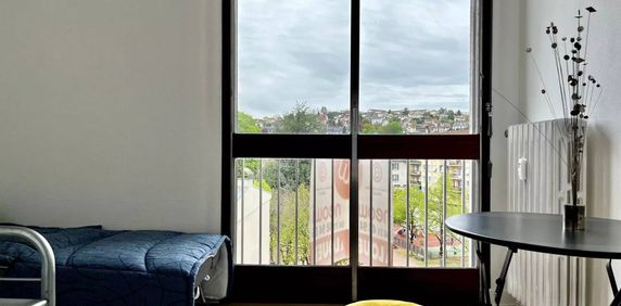 Rental Studio - Photo 2