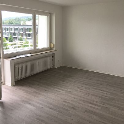 In Sanierung Schöne Erdgeschosswohnung im neuen Gewand erwartet Sie. - Photo 1