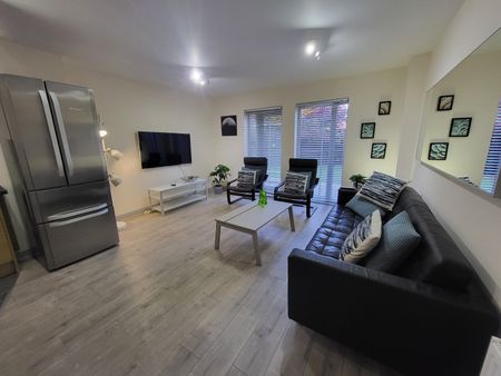 Mackworth Street, Hulme, Manchester. M15 5LP - Photo 3