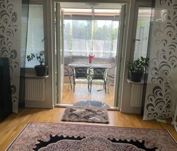 Vildrosgatan, Västerås - Photo 1