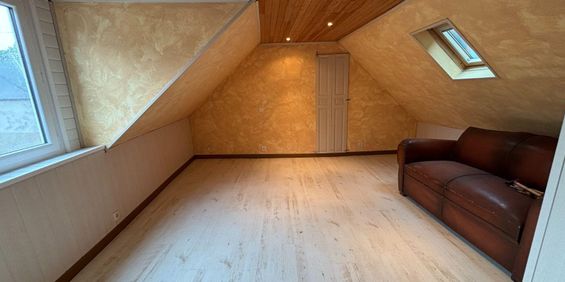 Une maison d'habitation comprenant : - Rez-de-chaussée : Cuisine, séjour, salon, salle d'eau... - Photo 3