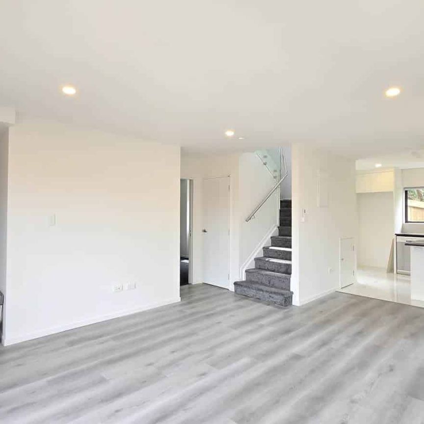 Experience the thrill of a brand-new house - Photo 1