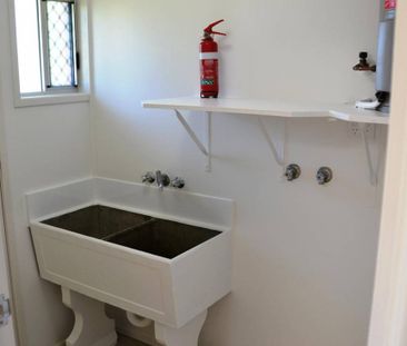 CHARMING 2 BEDROOM UNIT FOR RENT - Photo 5