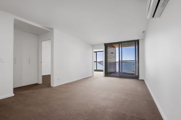 Gungahlin, Canberra - Photo 1