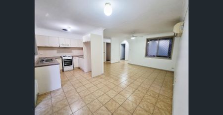 3 BEDROOM VILLA - Photo 2