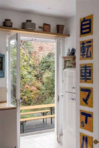 3 bedroom terraced house to rent - Photo 3