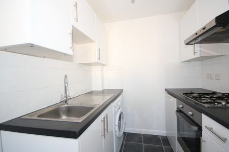 South Road, Woking - Photo 2