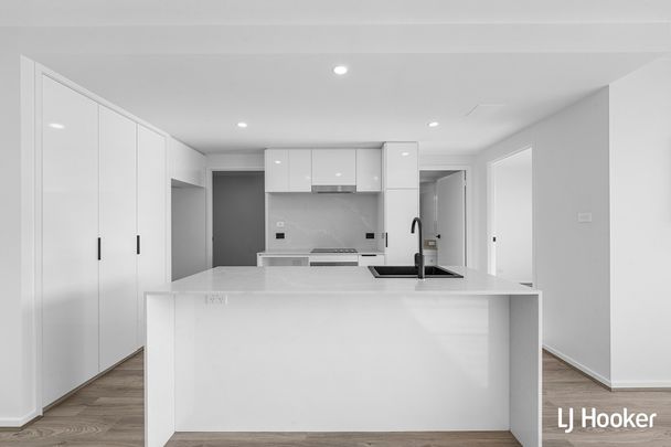 66/68 College Street, Belconnen ACT - Photo 1