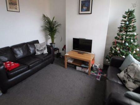 3 bedroom house to rent - Photo 3