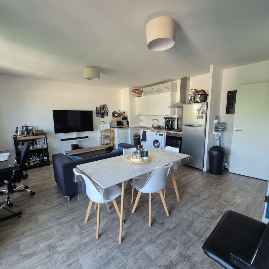 Location Appartement 2 pièces 47m² VALENCIENNES 59300 - Photo 1