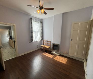 Silverton Road ,Foleshill - Photo 4