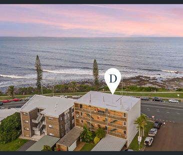 Stunning Beachside Apartment with Ocean Views - Photo 5