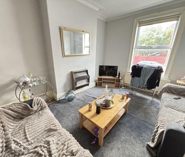 4 bedroom house to rent - Photo 1