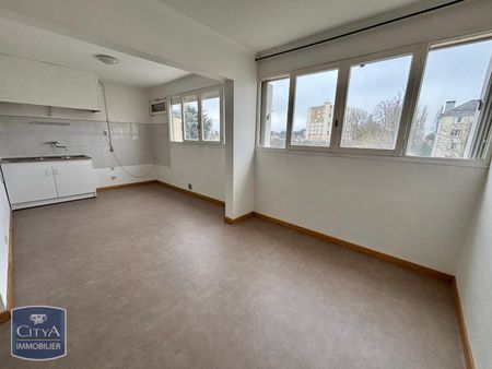 Location Appartement 2 pièces 38m² CHATEAUROUX 36000 - Photo 4