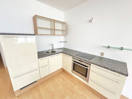 TOPLAGE - NÄHE DONAUZENTRUM | HELLE SINGLE-WOHNUNG | U-BAHN-NÄHE - Photo 2