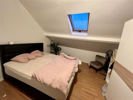 Duplex met 3 slaapkamers, 2 keukens en 2 badkamers - Photo 4