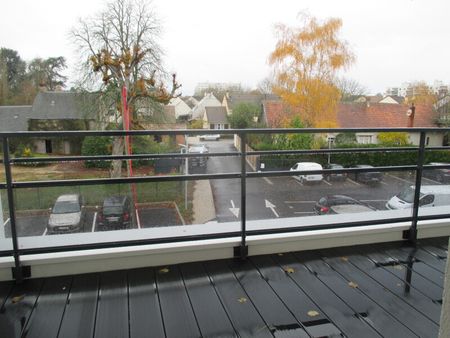 Location Appartement 3 Pièces 70 m² - Photo 4