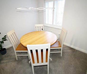 3 bedroom detached house to rent - Photo 5