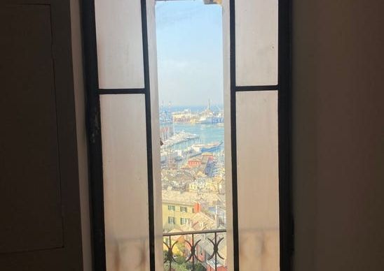 Via Gaetano Colombo, Genova, Liguria 16122