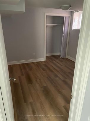 For Lease - 274 Oxbow Crescent Unit# Walk Out Basement, Mississauga, Ontario - Photo 1