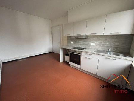 Appartement de type F2 rénové avec jardin commun - Photo 5