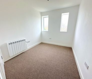 A 2 Bedroom Flat Instruction to Let in Bexhill On Sea - Photo 5