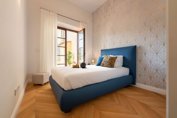 Modern Florentine Terrace - Photo 1