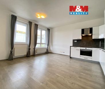 Pronájem bytu 2+kk 58 m² - Fotografie 1