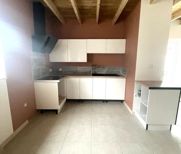 Location Maison 4 pièces 76m² ST RAMBERT D ALBON 26140 - Photo 3