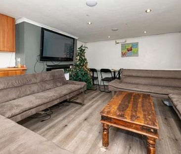 9 bedroom house to rent - Photo 5