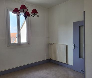 Location Appartement 4 pièces 89m² BESANCON 25000 - Photo 3