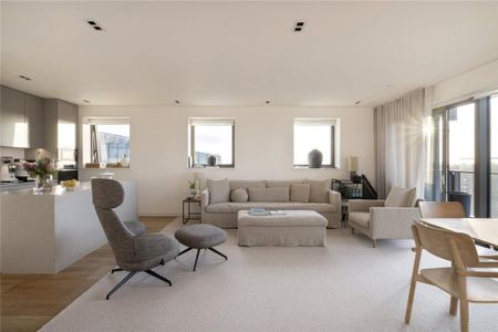 4 bedroom apartment to rent - Photo 3