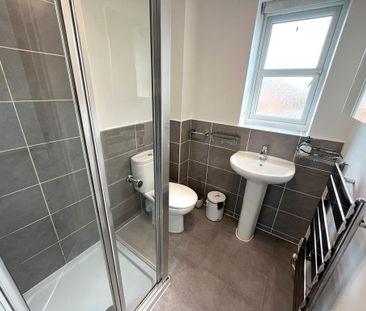 3 bedroom detached house to rent - Photo 2