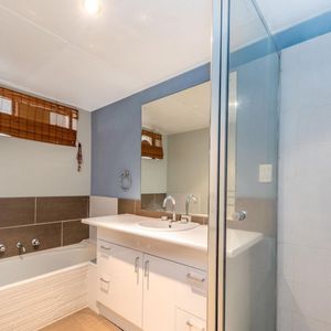 Great Location in Morley - Photo 2