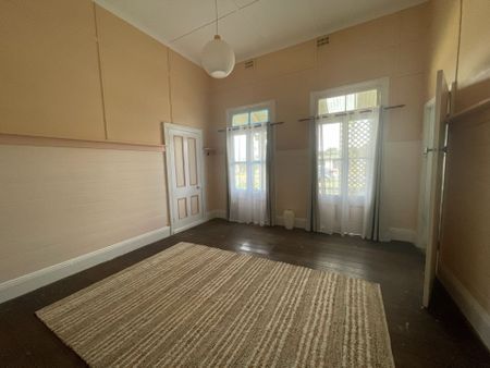 Studio Living - Photo 2