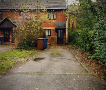 2 bedroom semi-detached house to rent - Photo 3