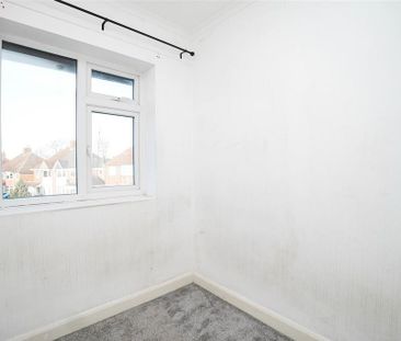 3 bedroom semi-detached bungalow to rent - Photo 5