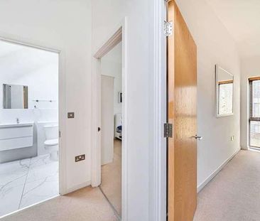 Leverton Close, Wood Green, N22 - Photo 3