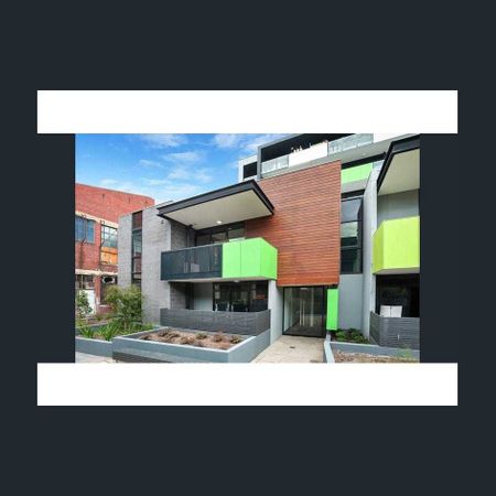 Spacious, stylish and perfectly positioned - Photo 4