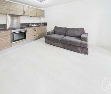 Holts Crest Way, Leeds, LS12 - Photo 2