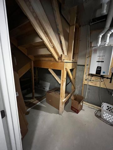 For Lease - 212 SPECKLED ALDER Row, Barrhaven, Ontario - Photo 4
