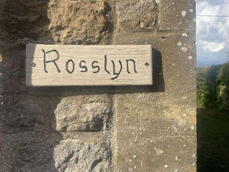 Rosslyn, Barns Lane, Burford, Oxfordshire, OX18 - Photo 2