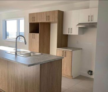 4 1/2 à Louer St-Esprit - Photo 2