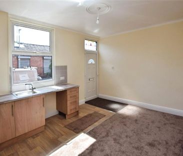 1 bedroom end of terrace house to rent - Photo 5