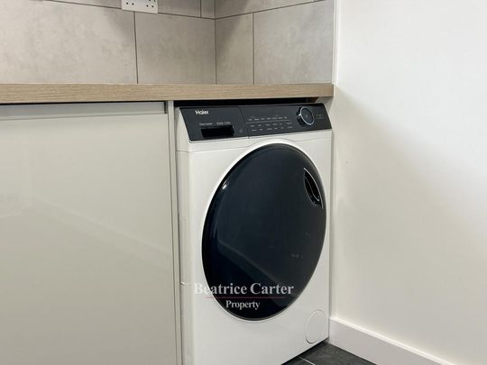 2 bedroom semi-detached bungalow to rent - Photo 1