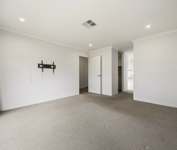 Your Next Family Home Awaits! - Photo 1
