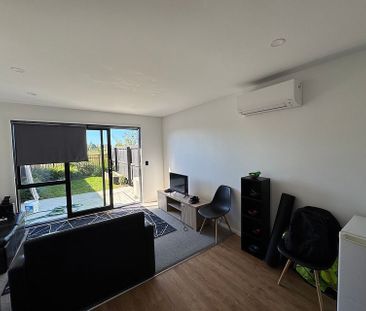 Three years young home with Homestar 6 rating - Photo 1